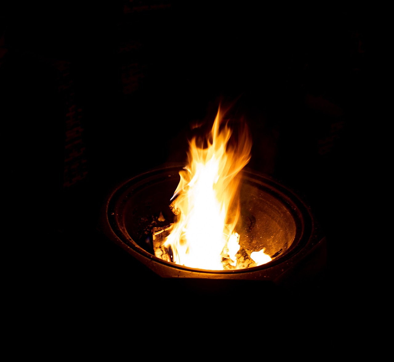 Pleasant Hearth OFW314S Stargazer Deep Bowl Fire Pit